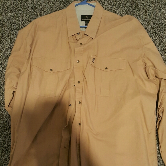 Cabelas buttondown new - Picture 1 of 1